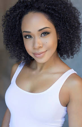 Latonya Williams as Elise