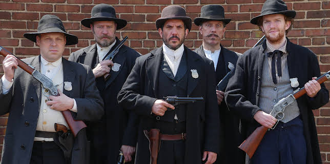 21:50: American Titans (S1 E3) (S1) | Discovery Science | 12/21 2025