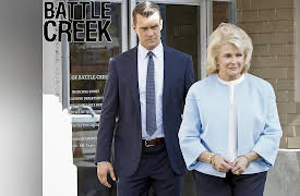 Battle Creek, Season 1: Mama's Boy
