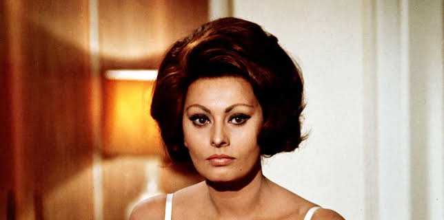 20:15: Die Gräfin von Hongkong | Arte | 12/31 2025