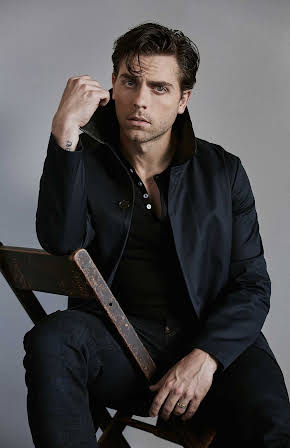 Colt Prattes as 