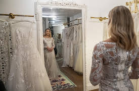 Say Yes to the Dress with Tan France, Season 1: In Love With a Love Islander