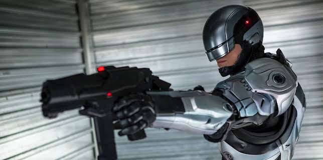 21:00: Robocop | TV6 | 12/29 2025