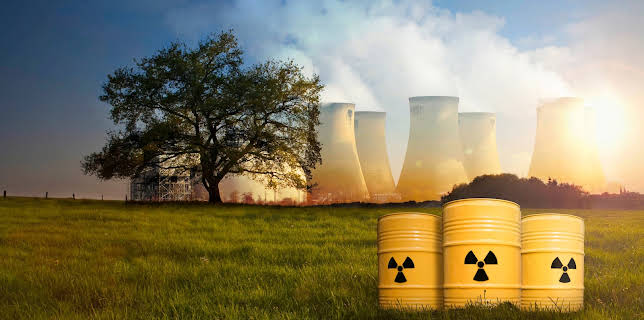 02:45: Das Atomzeitalter – Höllenfeuer und Hoffnung | ZDFinfo | 11/15 2025