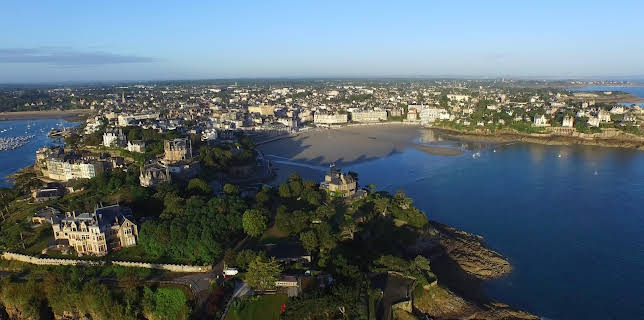 14:05: Die Bretagne - Frankreichs wilde Küste | 3SAT | 11/30 2025