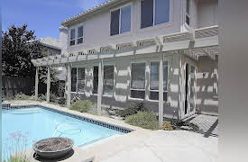 House Hunters: Big Families Volume 1: Folsom Family Affair