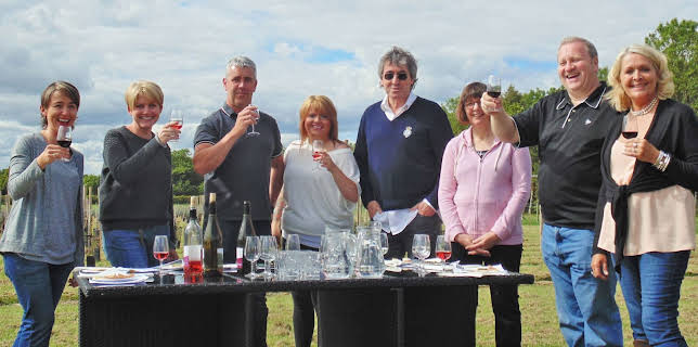 4:15 PM: Four in a Bed | More 4 | 1/28 2026