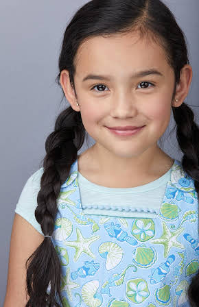 Sammi Corona-Lampa as 