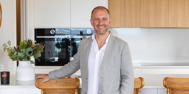 2:20 AM: New: Grand Designs Australia | More 4 | 11/20 2025