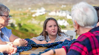 6:25 PM: Clo Beag Chirsty Bella | BBC Alba | 10/16 2026