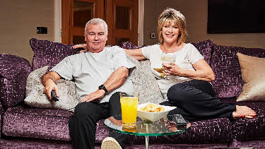 9:00 PM: Celebrity Gogglebox | E4 | 10/17 2026