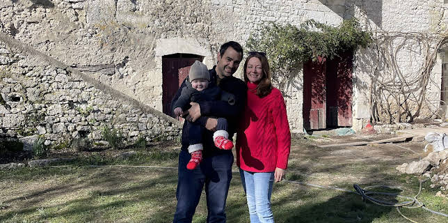 8:55 AM: Chateau DIY | More 4 | 12/11 2025