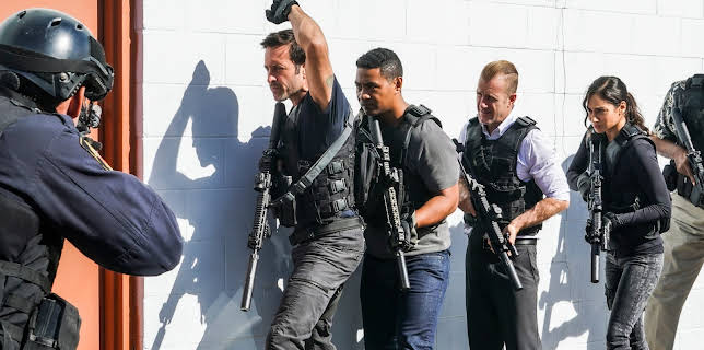 12:00: Hawaii Five-0 (S10 E11) (S10) | TV6 | 3/21 2026