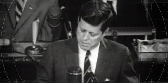 01:10: Truth Behind the Moon Landing (S1 E3) (S1) | Discovery Science | 11/11 2025