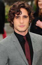Diego Boneta som 