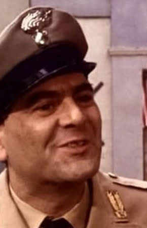 Hal Galili as Danny Salvo