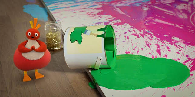 9:35 AM: Twirlywoos (S2) | Cbeebies | 1/6 2026