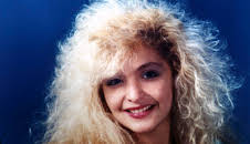 Lethally Blonde (S1 E1)