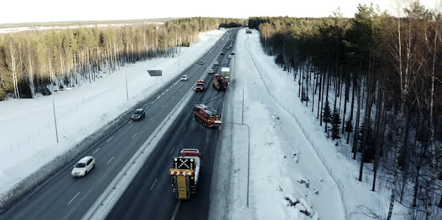 18:00: Frusna vägar (S12 E4) (S12) | TV3 | 11/28 2025