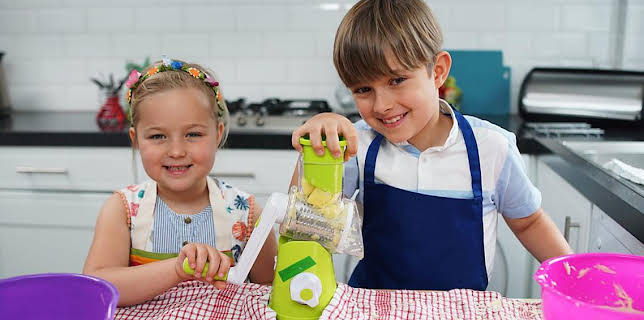 12:00 PM: My World Kitchen (S3) | Cbeebies | 11/19 2025