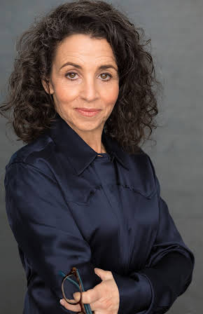 Jennie Fahn as 