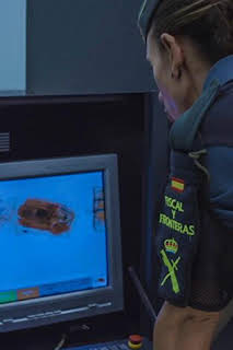 22:55: Control de fronteras: España: Episodio 18 | Discovery Max | 4/5 2026