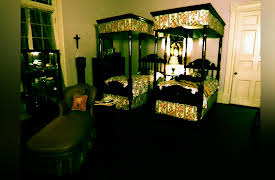 Most Terrifying Places in America Volume 1: Chicago's Most Evil Bar