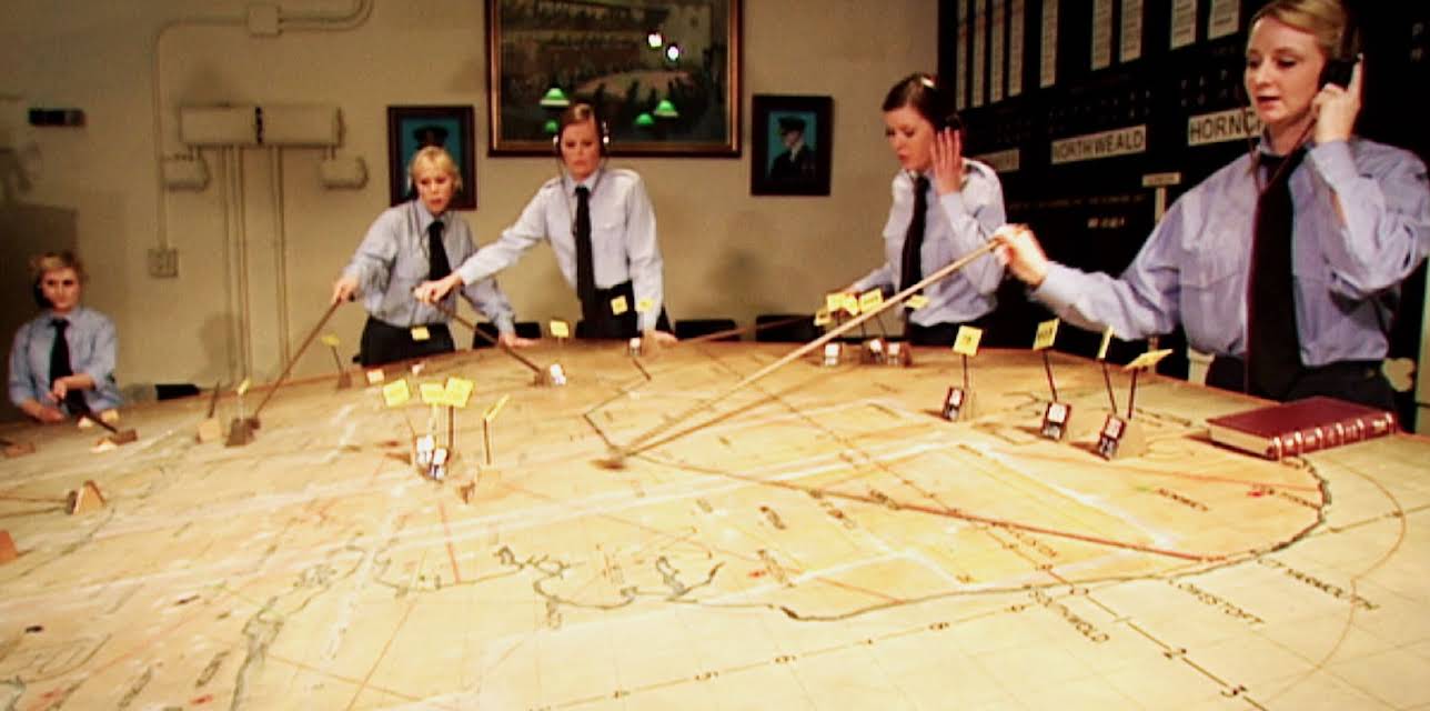 13 Hours that Saved Britain (2010)