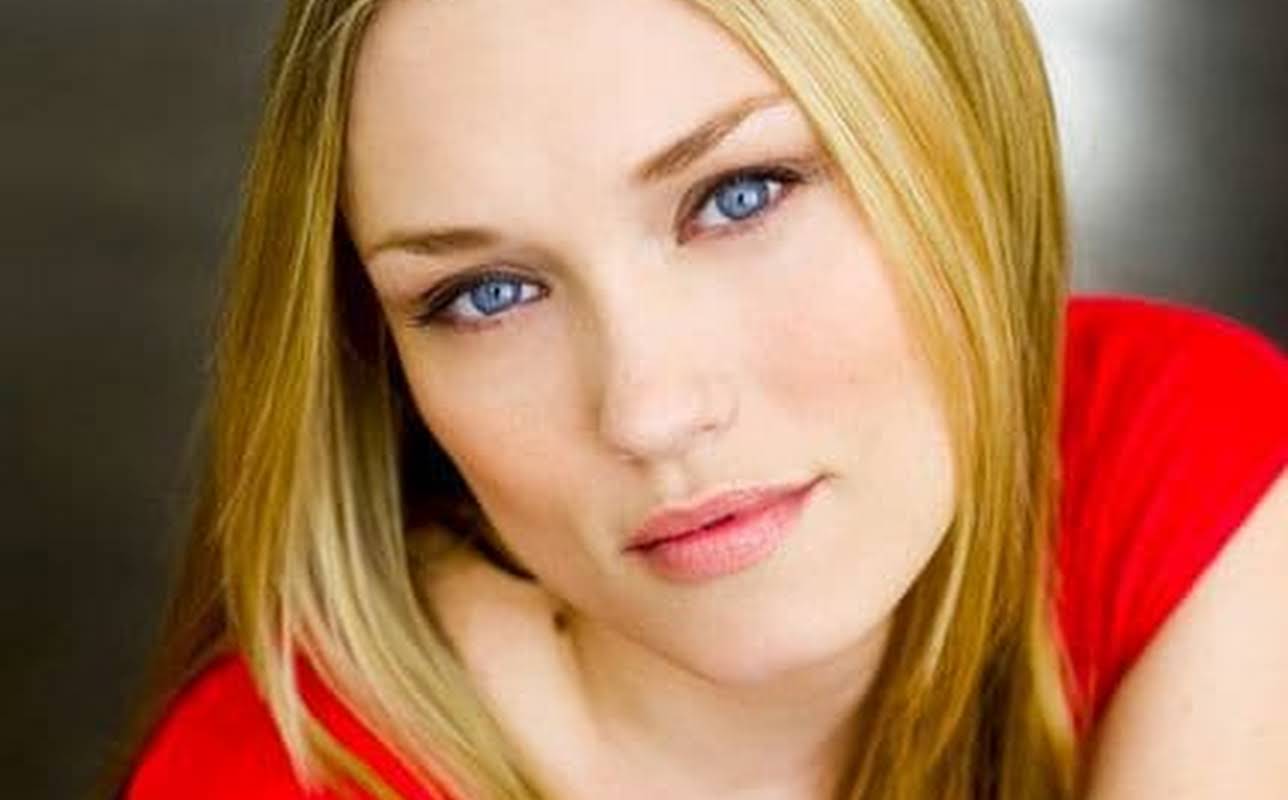 Clare Grant