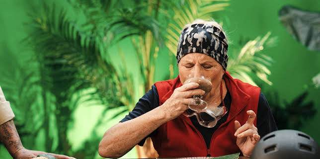 21:15: Kroymann (S07/E03) | One | 12/19 2025