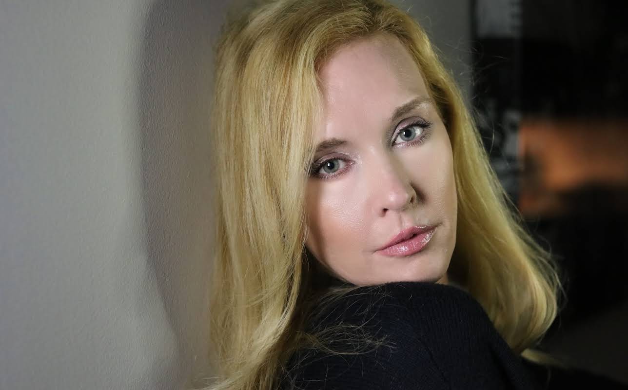 Debbie Hartner