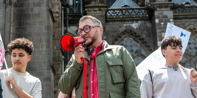 besseresser goes Schule - Lege packt's an