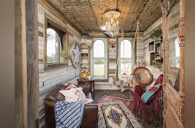 Junk Gypsies, Season 3: Home Sweet Tree House