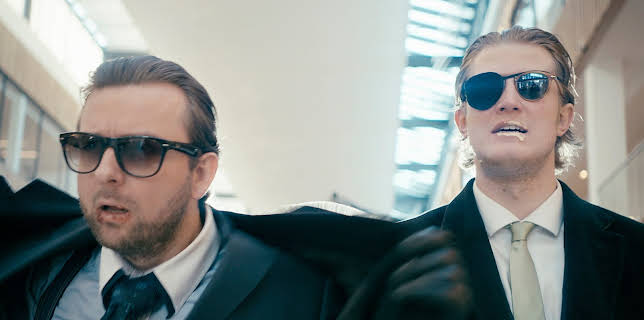 23:00: Martin og Mikkelsen | NRK 2 | 1/15 2026