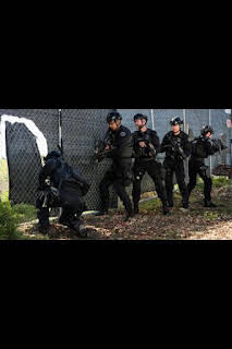 04:08: S.W.A.T.:  Los hombres de Harrelson (T7): Ep.8 Hombre de familia | AXN | 4/4 2026