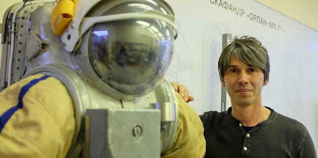 8:00 PM: Brian Cox's Adventures in Space and Time (S1) | BBC Four | 1/28 2026