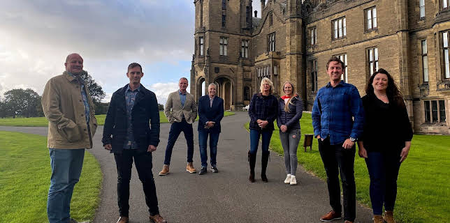 4:30 PM: Four in a Bed | Channel 4 | 1/10 2026