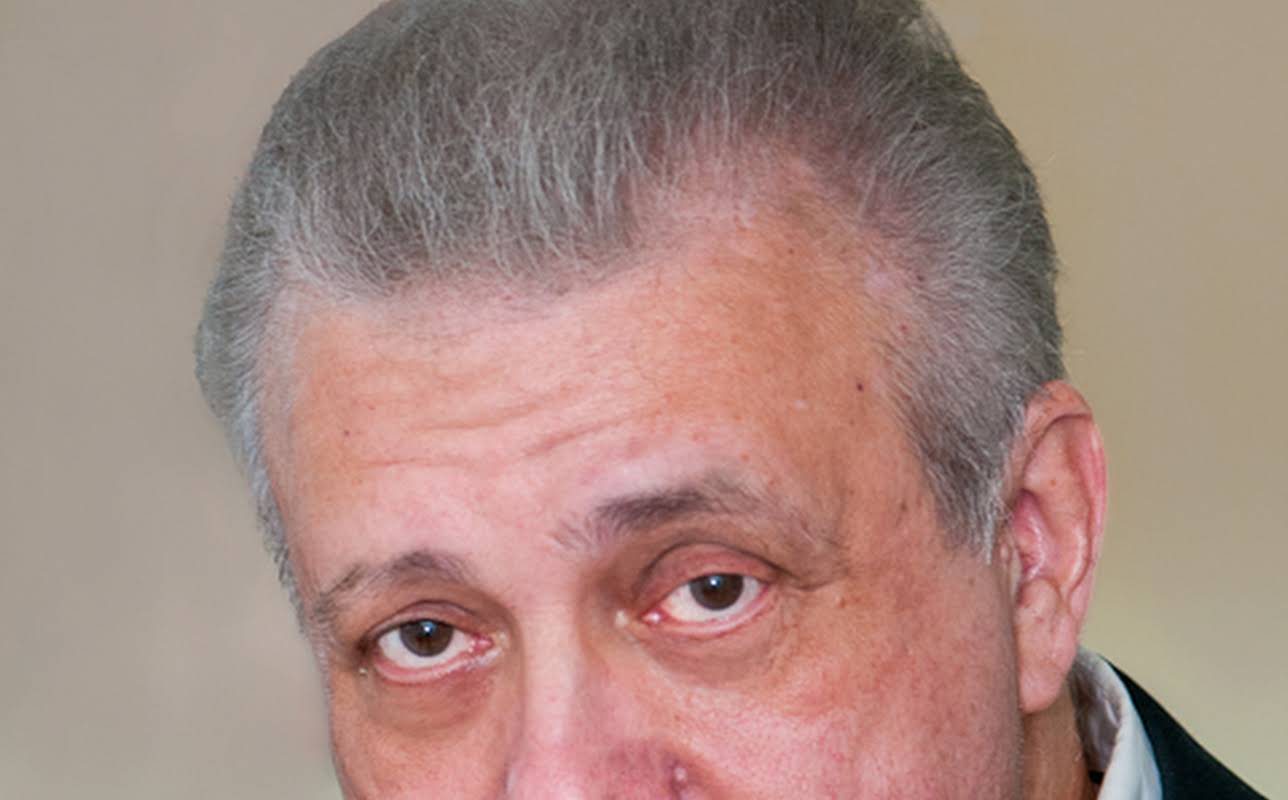 Vic Polizos