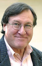 Bob Davis como FBI Agent Renkins