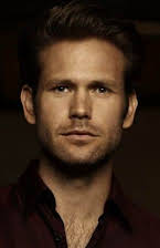 Matthew Davis som Joe 
  
  
  (as Matt Davis)