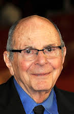 Stewart Stern como Director