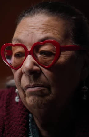 Ester Petschar as 