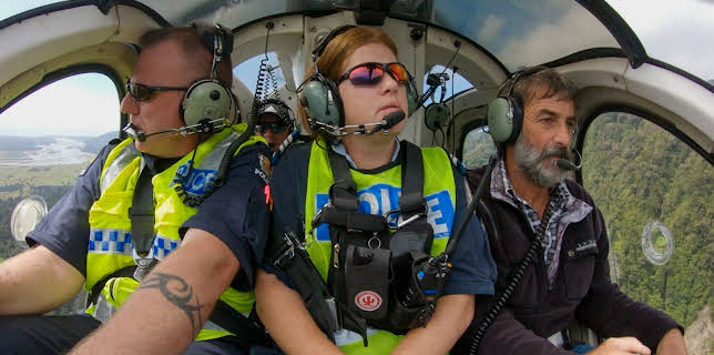 4:00 PM: First Responders (S1 E10) (S1) | W | 11/22 2025