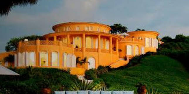 03:05: The World's Most Remote Hotels: The Torrido | Canal 33 | 2/7 2026