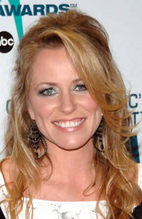 Deana Carter as 