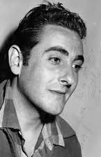 Ángel Ter como Pedro, sobrino de Carmen 
  
  
  (as Angel Ter)