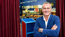 Paul Martin's Antiques Showdown