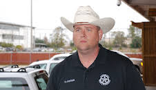 Animal Cops Houston (S17 E1)