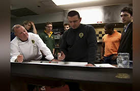 Dinner: Impossible, Season 1: Frat House: Impossible