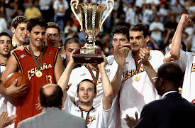 La Familia: First quarter. “Muro” (1984-2005)